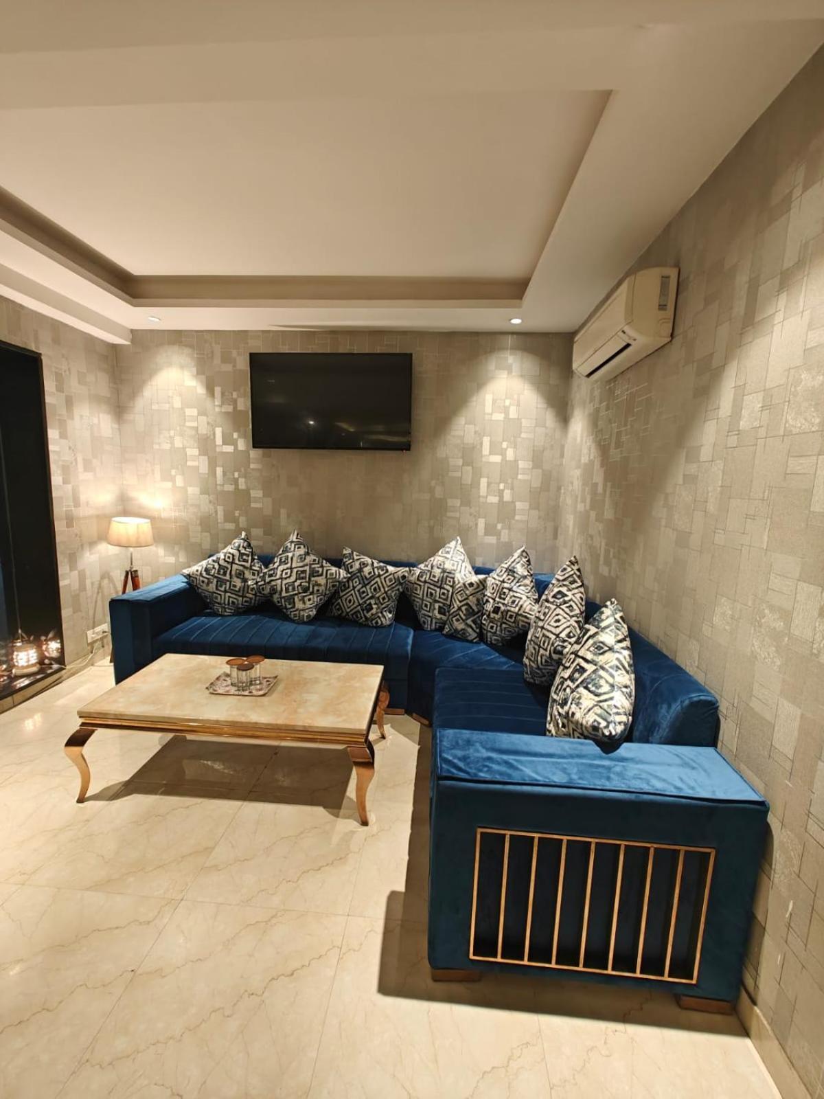 Hotel The Ventus By Grd Suites Near Delhi Airport Hotel New Delhi